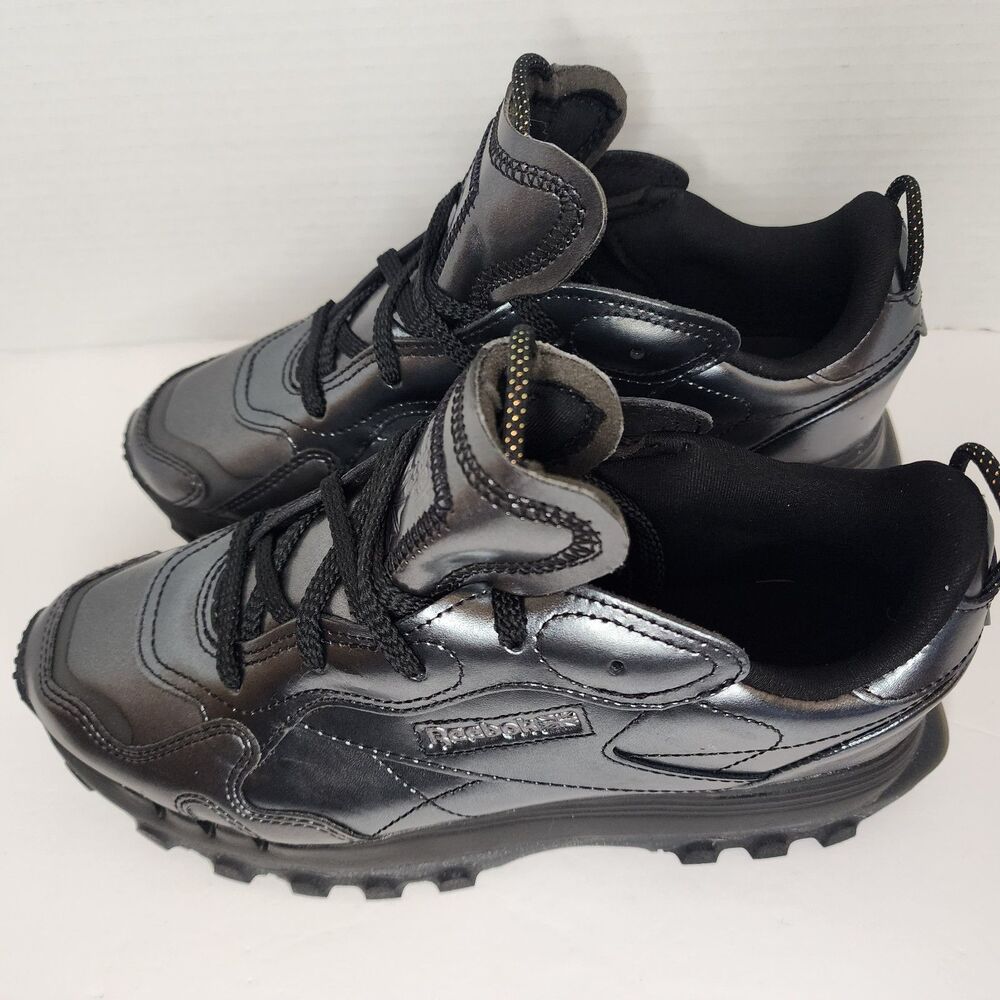 Reebok Cardi B Classic Leather Silver Sneakers Size 8.5 Womens - Picture 3 of 16